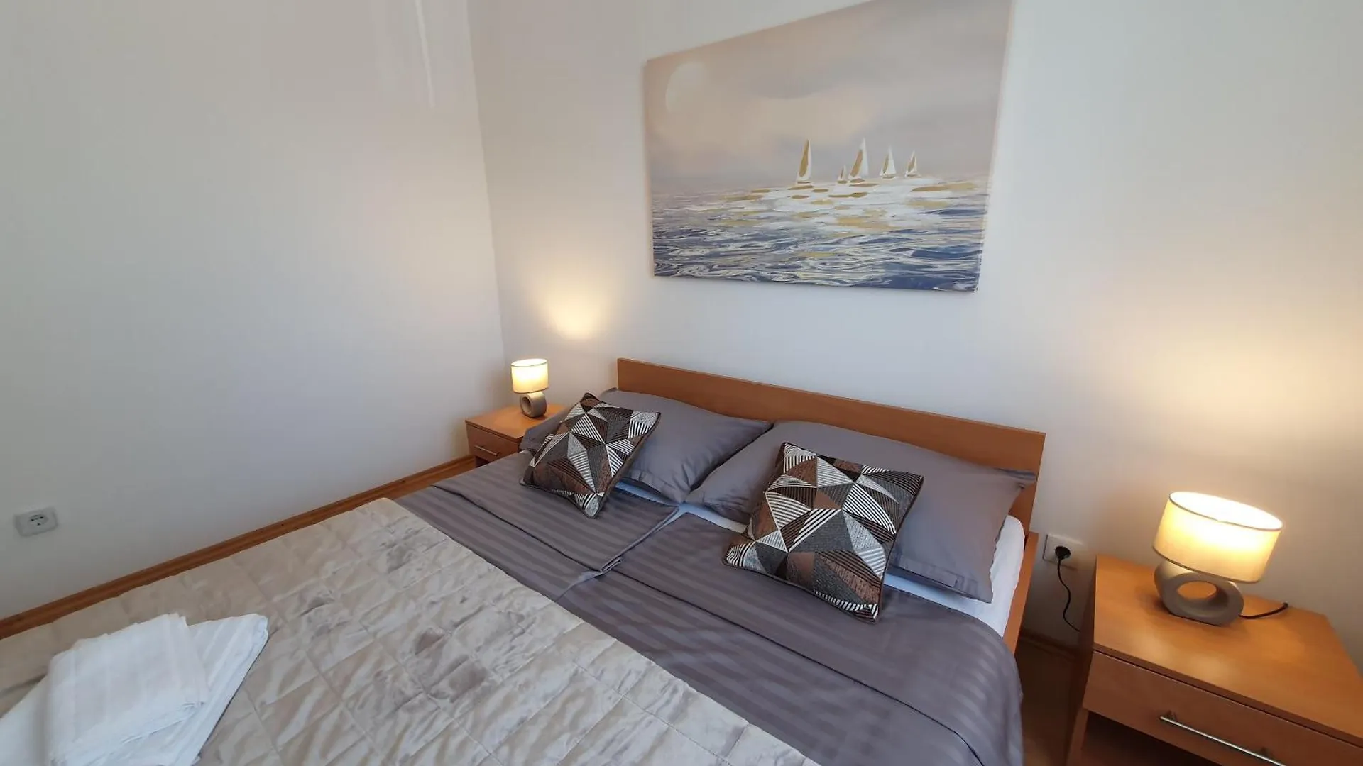 Green Olive Mandre Apartament
